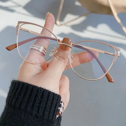 Stylish Anti-Blue Light Glasses for Women - Ultimate Eye Protection with Trendy Cat Eye Design