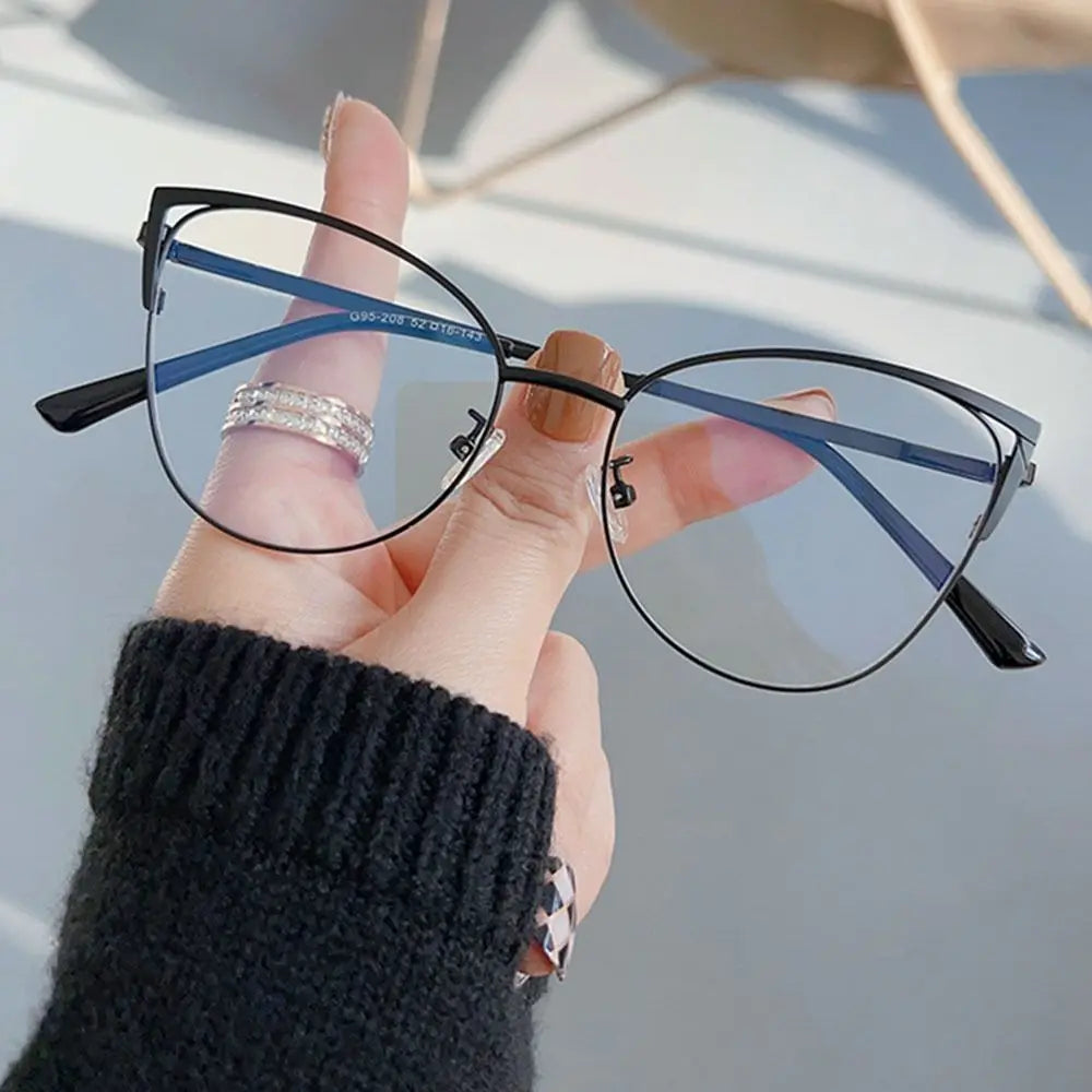 Stylish Anti-Blue Light Glasses for Women - Ultimate Eye Protection with Trendy Cat Eye Design
