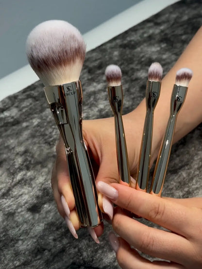 Revolutionary 4-in-1 Make-Up Brush for Effortless Beauty On-the-Go