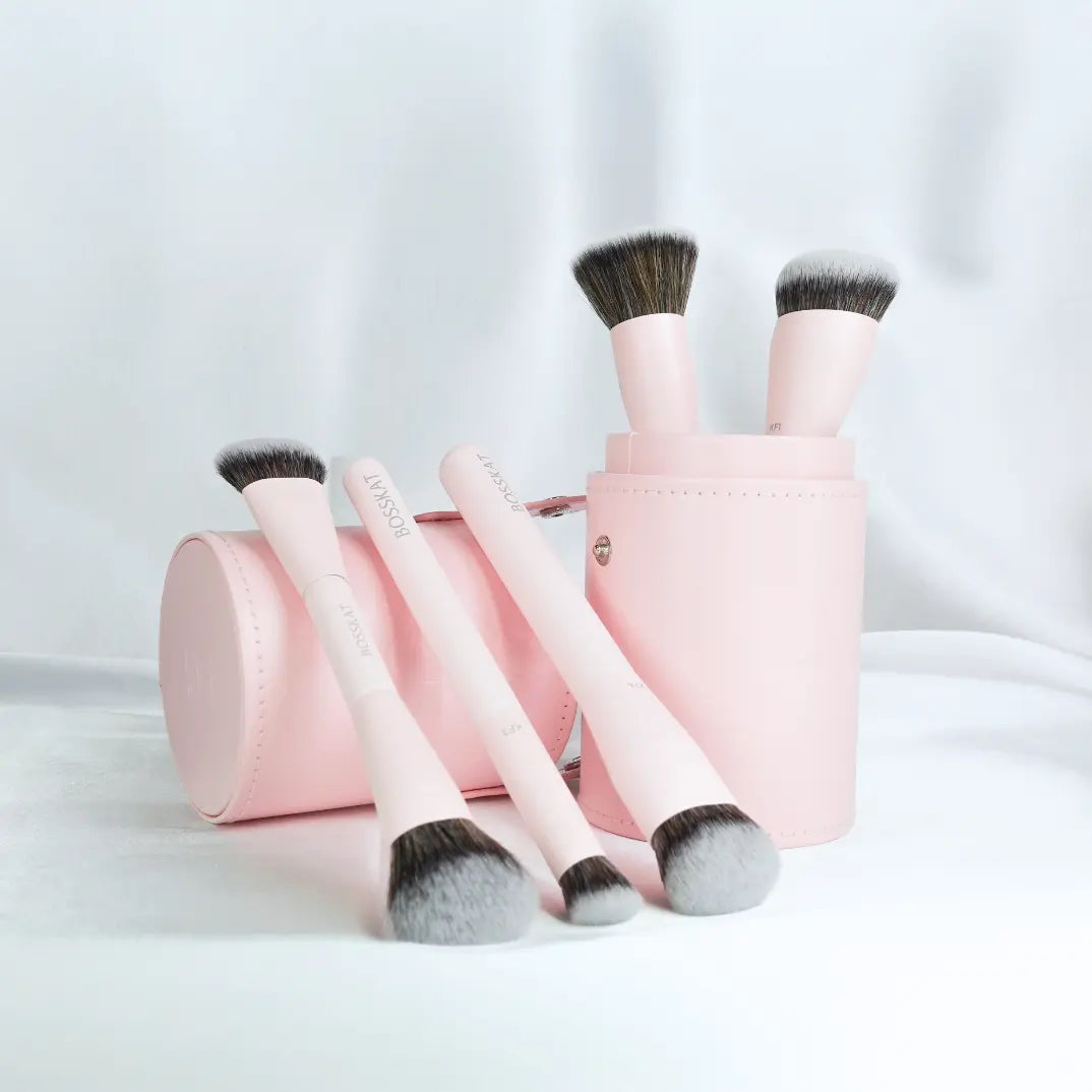Elevate Your Beauty Routine with the Ultimate Makeup Brush Set - 5 Essential Brushes for Flawless Application