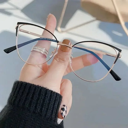 Elevate Your Style with Our Retro Cat Eye Anti-Blue Light Glasses for Women and Men - Fashionable Oversized Eyewear for Reading and Screen Time