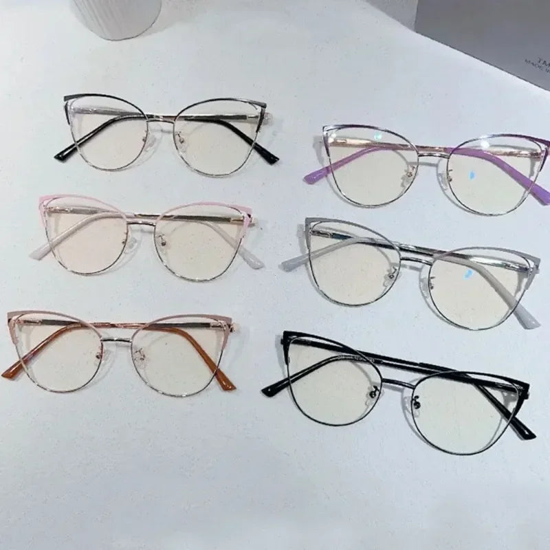 Elevate Your Style with Our Retro Cat Eye Anti-Blue Light Glasses for Women and Men - Fashionable Oversized Eyewear for Reading and Screen Time