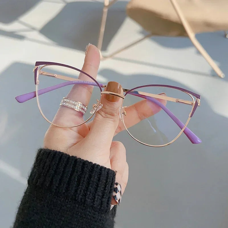 Elevate Your Style with Our Retro Cat Eye Anti-Blue Light Glasses for Women and Men - Fashionable Oversized Eyewear for Reading and Screen Time