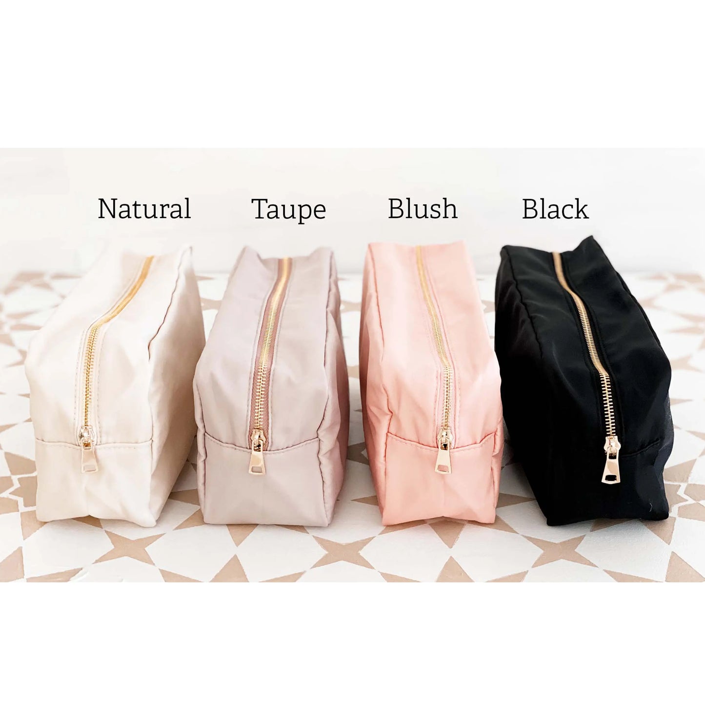 Chic Functional Nylon Make-Up Bag with Elegant Gold Zipper - Perfect for Weddings and Special Occasions!