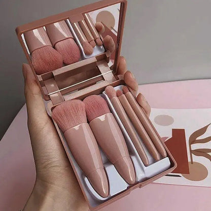 Ultimate Portable Makeup Brush Set with Mirror Case - 5 Essential Brushes for Flawless Beauty On-the-Go