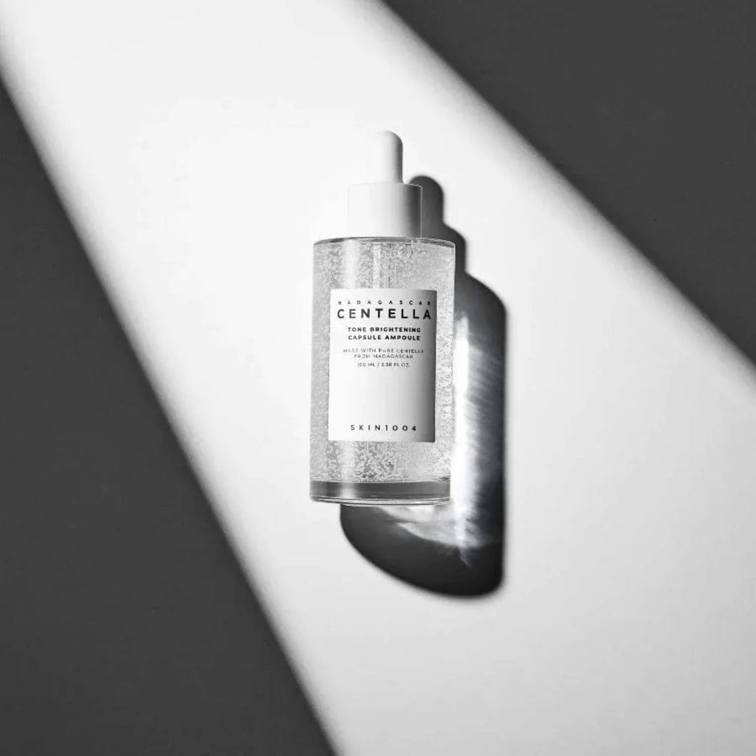 Madagascar Centella Tone Brightening Capsule Ampoule 30ML